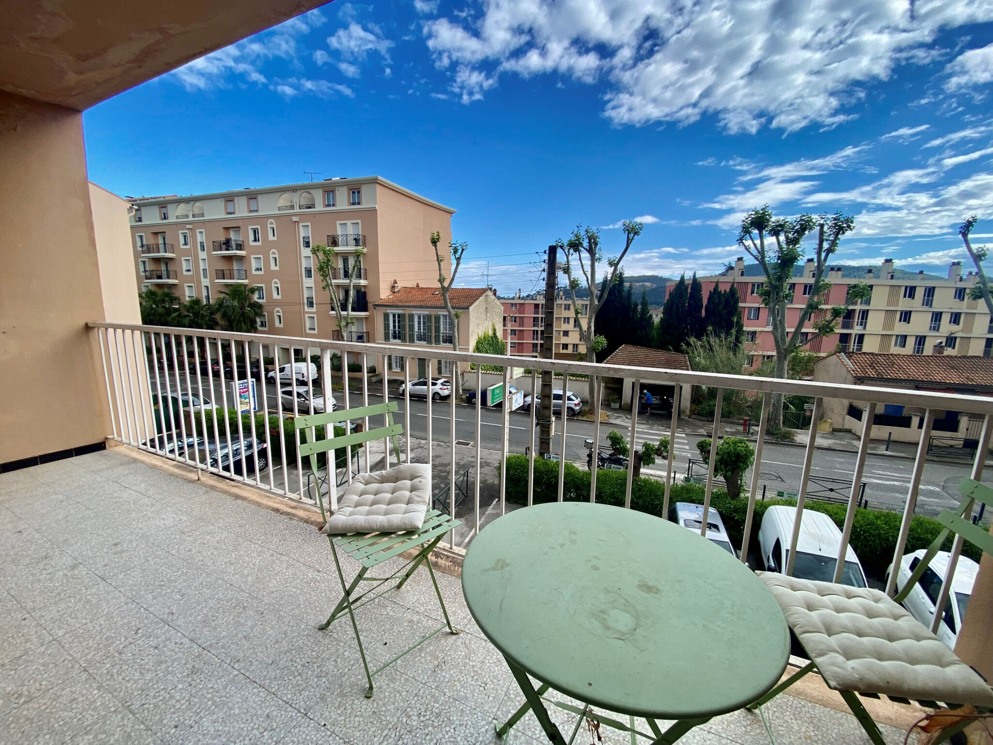 Appartement 1 pièces  à louer Hyères 83400
