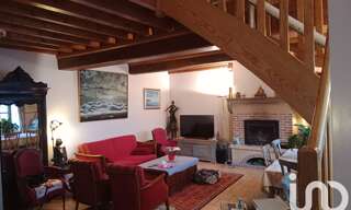 Maison 5 Pièces 130 m² à vendre à La Vineuse sur Fregande (71250)