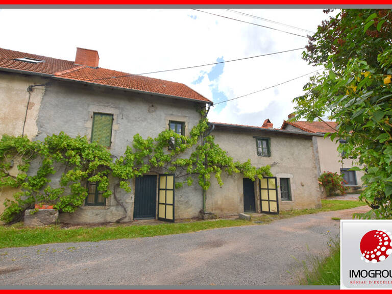 LONGERE SUR 4900M² DE TERRAIN — photo 1