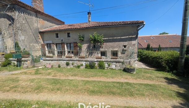 Villa / Maison 4 pièces  à vendre Benest 16350