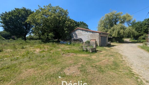 Villa / Maison 4 pièces  à vendre Benest 16350