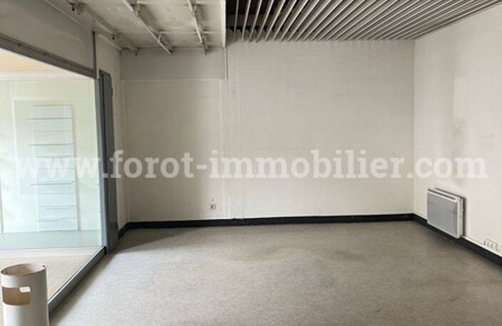 local commercial — photo 4