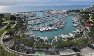 Appartement 5 Pièces 131 m² à vendre à Villeneuve-Loubet (06270)