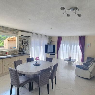 Maison 4 pièces 390000 €