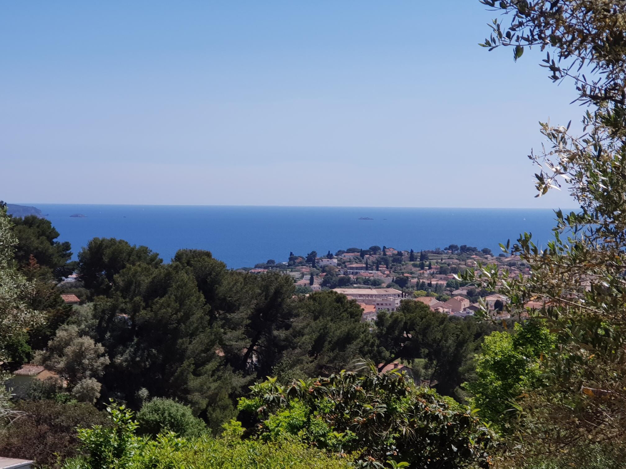 Villa / Maison  T6 à vendre Carqueiranne 83320