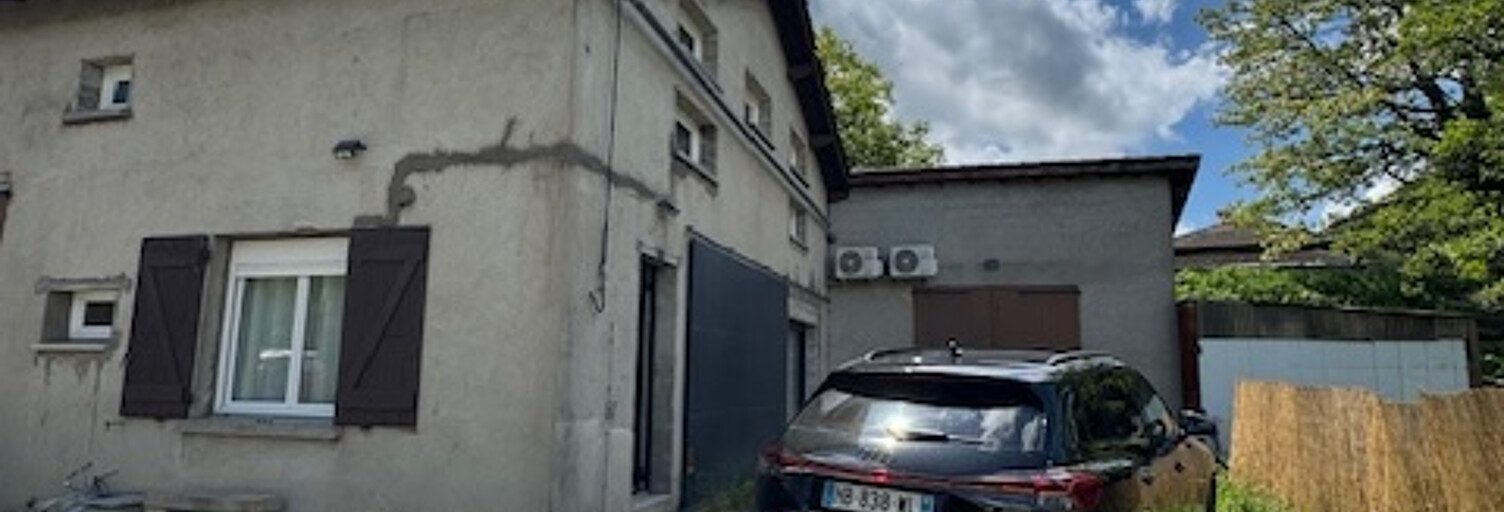 Bureau  85 m² à louer à Lissieu (69380)