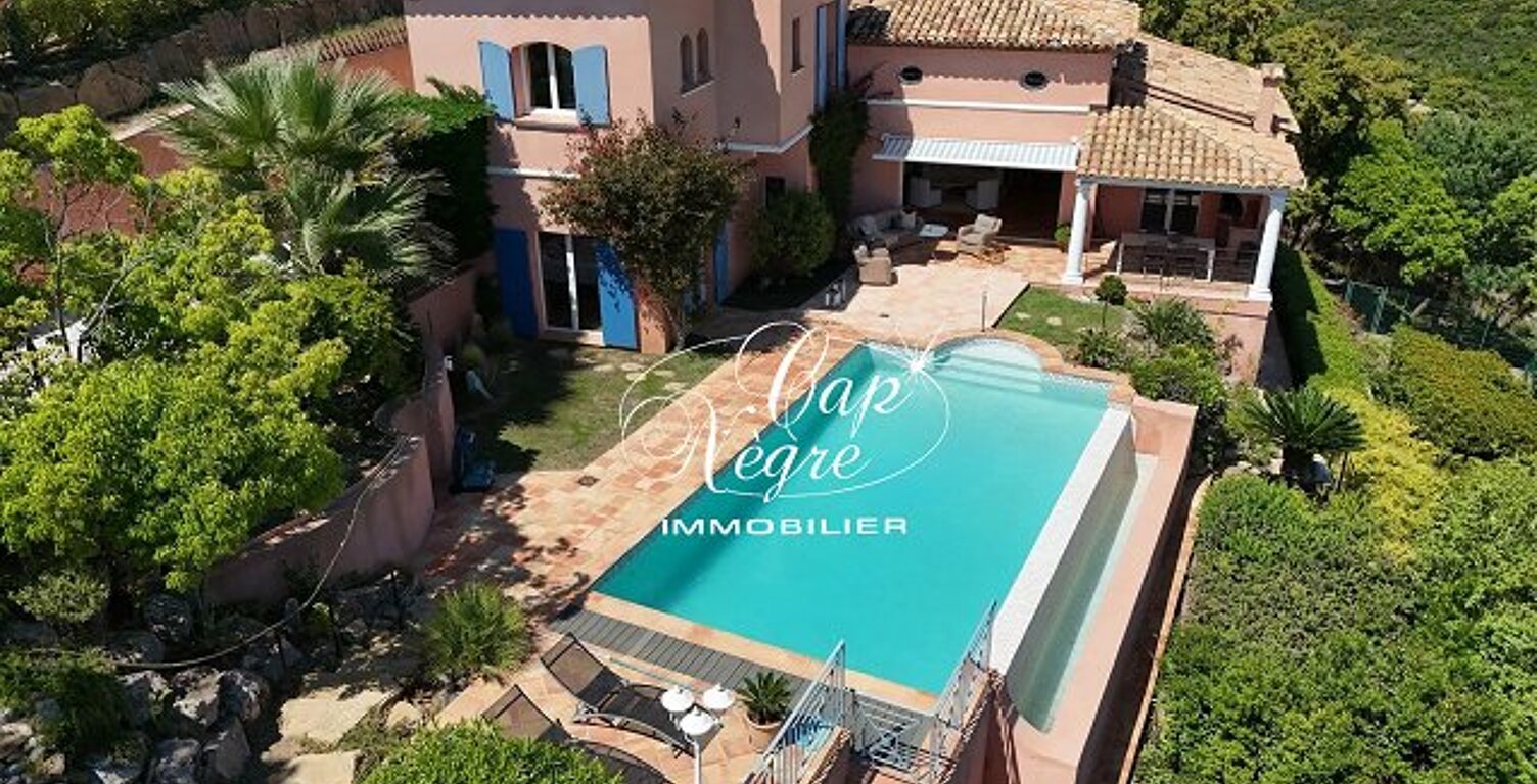 VILLA DE PRESTIGE VUE MER PANORAMIQUE À VENDRE DANS LES HAUTEURS — photo 1
