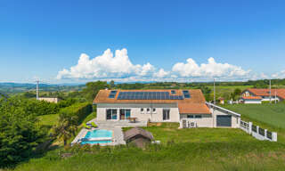 Maison 7 Pièces 156 m² à vendre à Luzinay (38200)