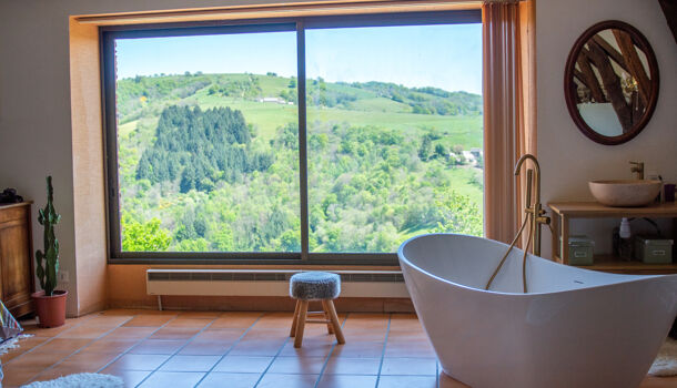 Propriété 6 pièces  à vendre Coubisou 12190