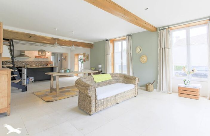 Maison en pierre de 6 pièces principales — photo 4