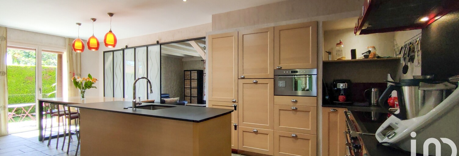 Maison 6 Pièces 182 m² à vendre à Essarts-en-Bocage (85140)