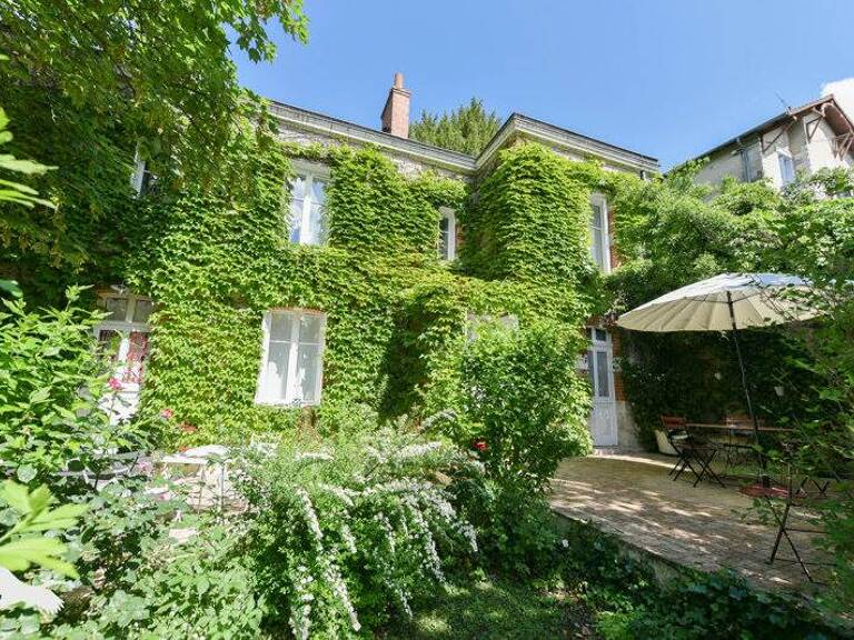 Maison en pierre de 6 pièces principales — photo 1