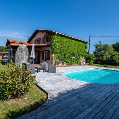 Maison 7 pièces 359900 €