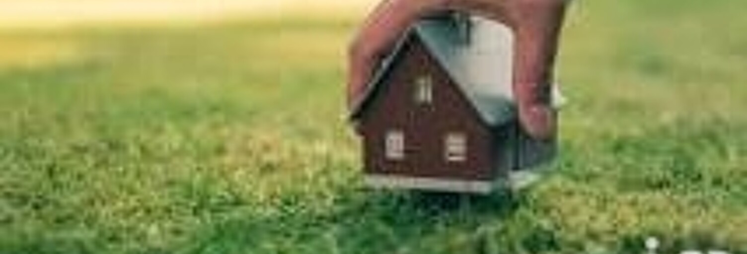 Terrain  884 m² à vendre à Réaux-sur-Trèfle (17500)