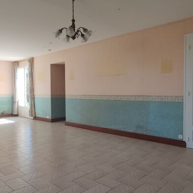 Maison 6 pièces 152000 €