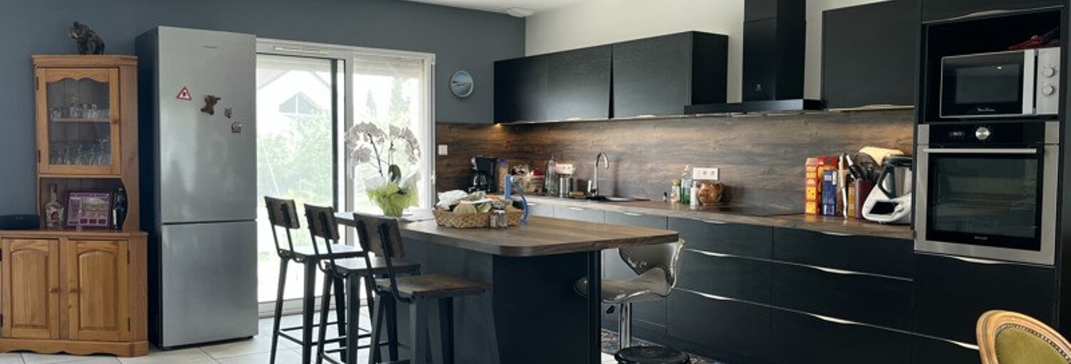 Maison 5 Pièces 108 m² à vendre à Prémilhat (03410)