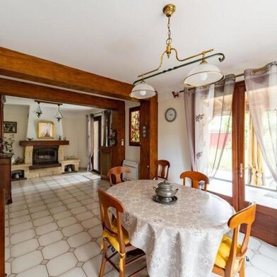 Maison 6 pièces 379000 €