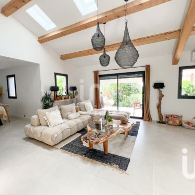 Maison 5 pièces 799000 €