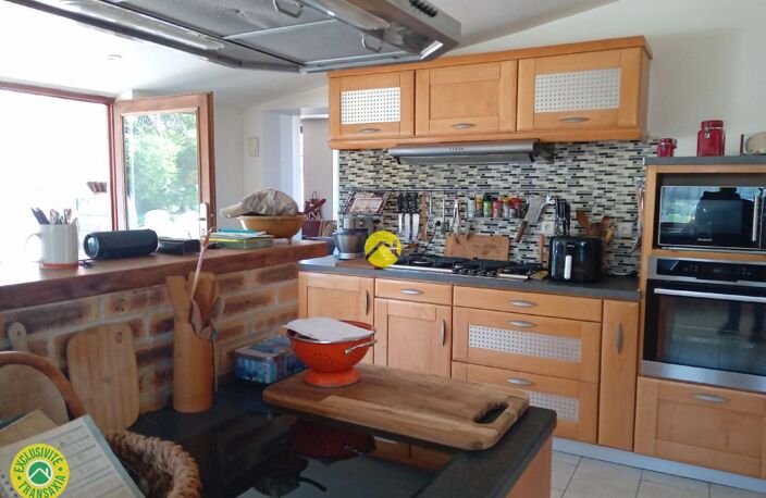 AU COEUR DU VILLAGE — photo 3