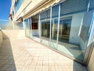 CANNES ANGLAIS T2 71 M2 TERRASSES 30 M2  SUD TRAVERSANT VUE — photo 3