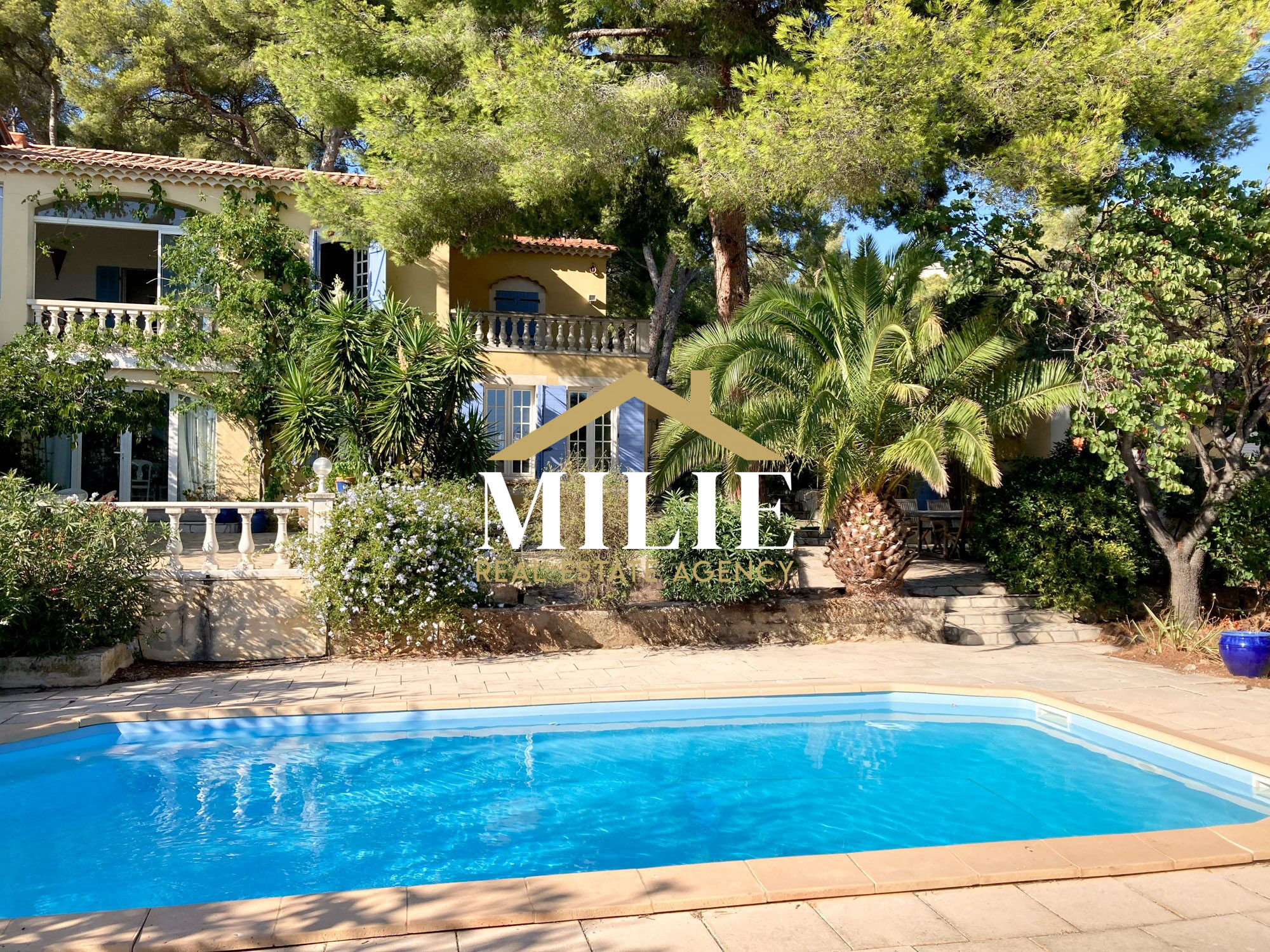 Villa / Maison 5 pièces  à vendre Bandol 83150
