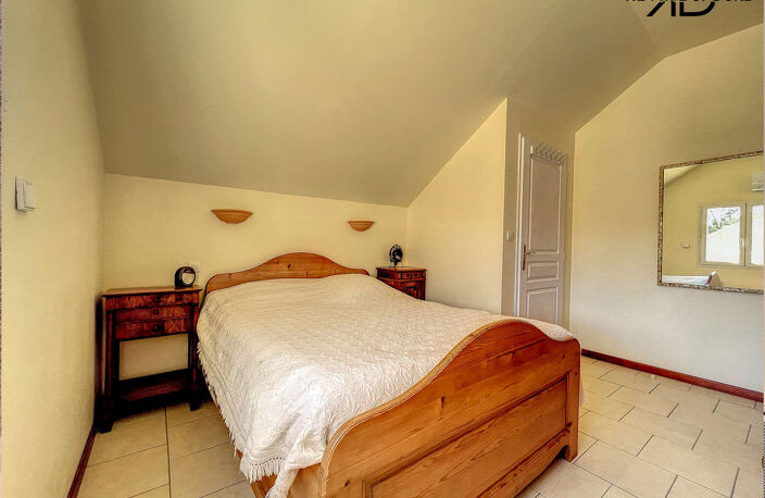 Appartement 85 m² + terrasse à PONT DE LABEAUME — photo 5