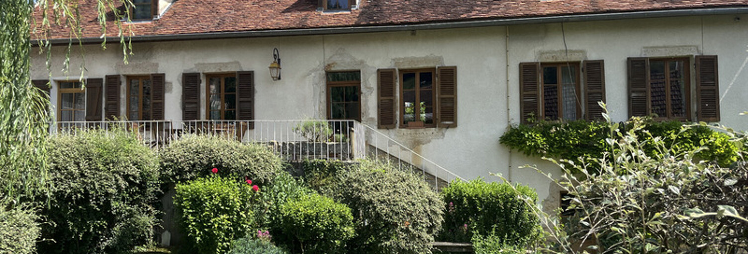 Maison 9 Pièces 265 m² à vendre à Semur-en-Auxois (21140)