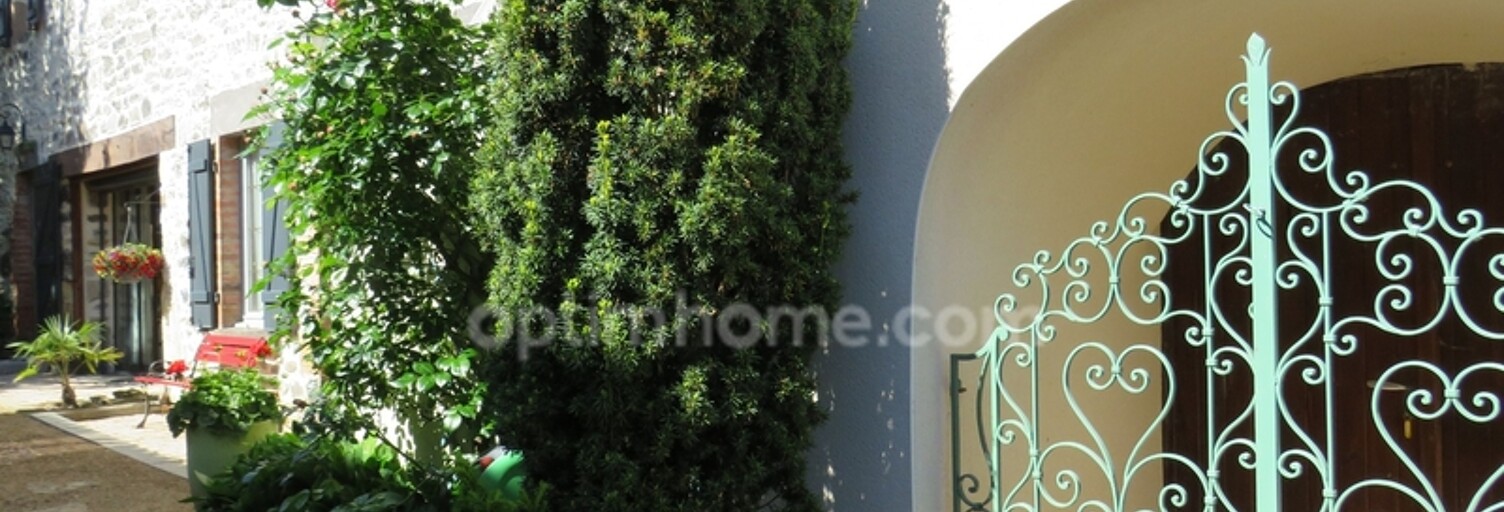 Maison 7 Pièces 207 m² à vendre à Issoire (63500)