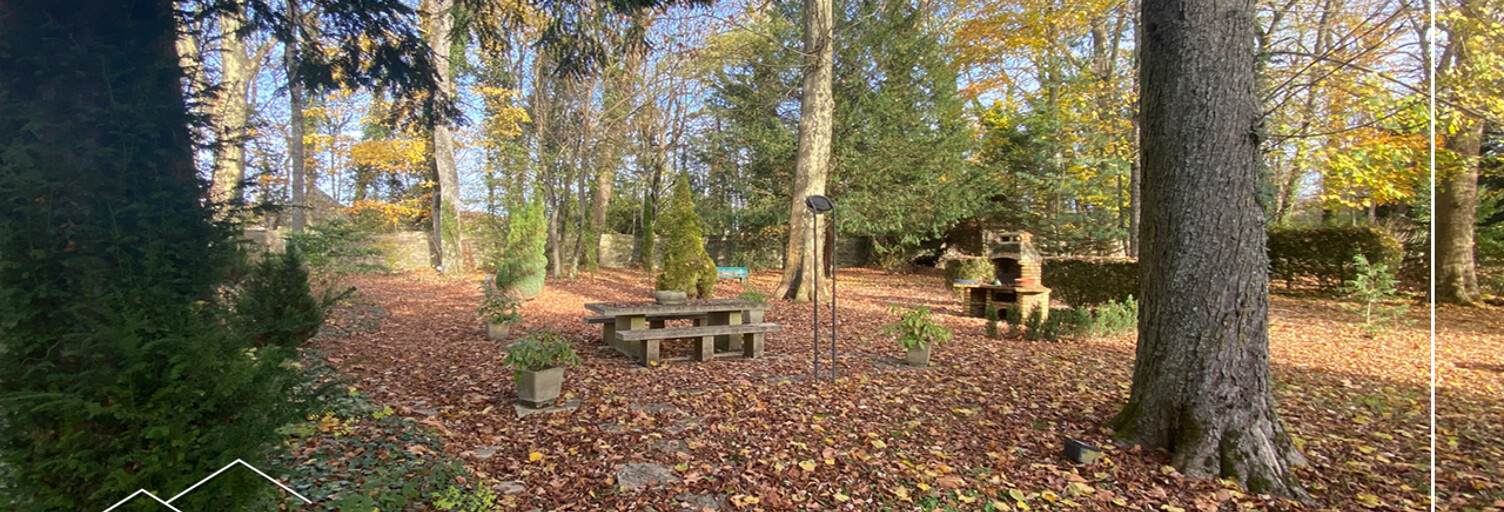 Maison 9 Pièces 275 m² à vendre à Nuits-Saint-Georges (21700)