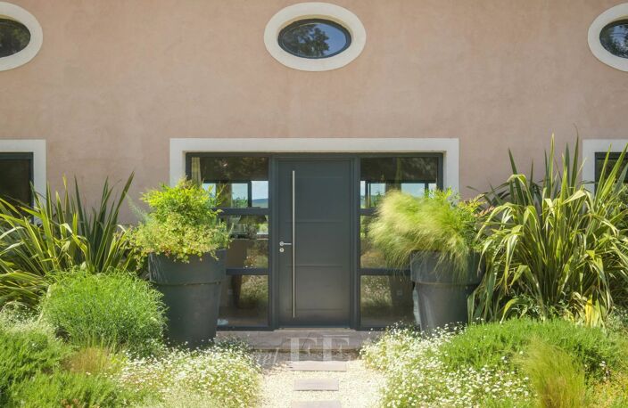 Aups - Maison contemporaine de plain-pied au calme absolu — photo 4