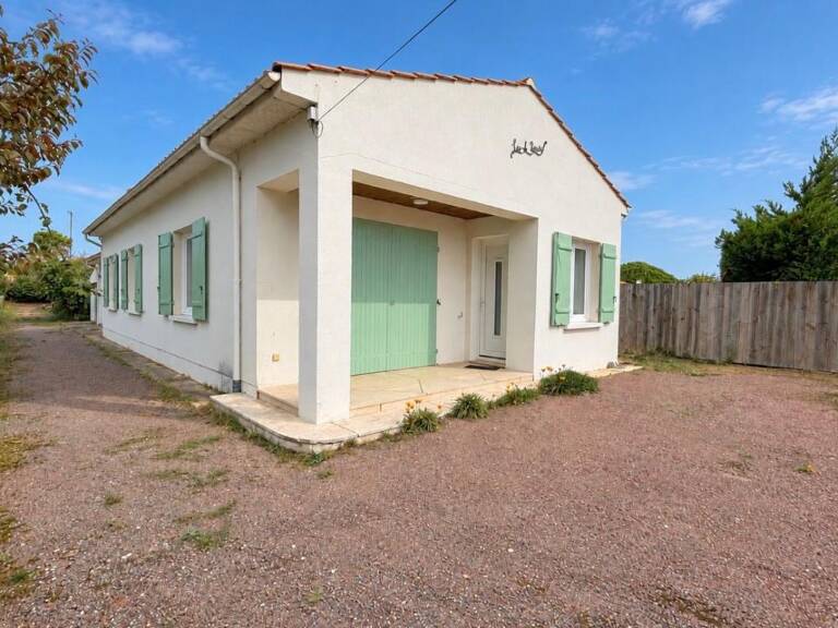Maison À Vendre avec Piscine et dépendance — photo 1