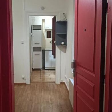 Appartement 1 pièces 480 €