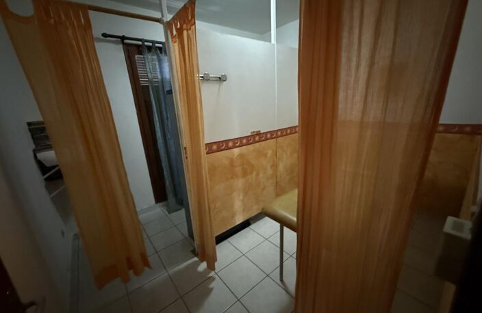 À Saint-Denis, appartement F3 de 63 m2 avec Grande terrasse — photo 3