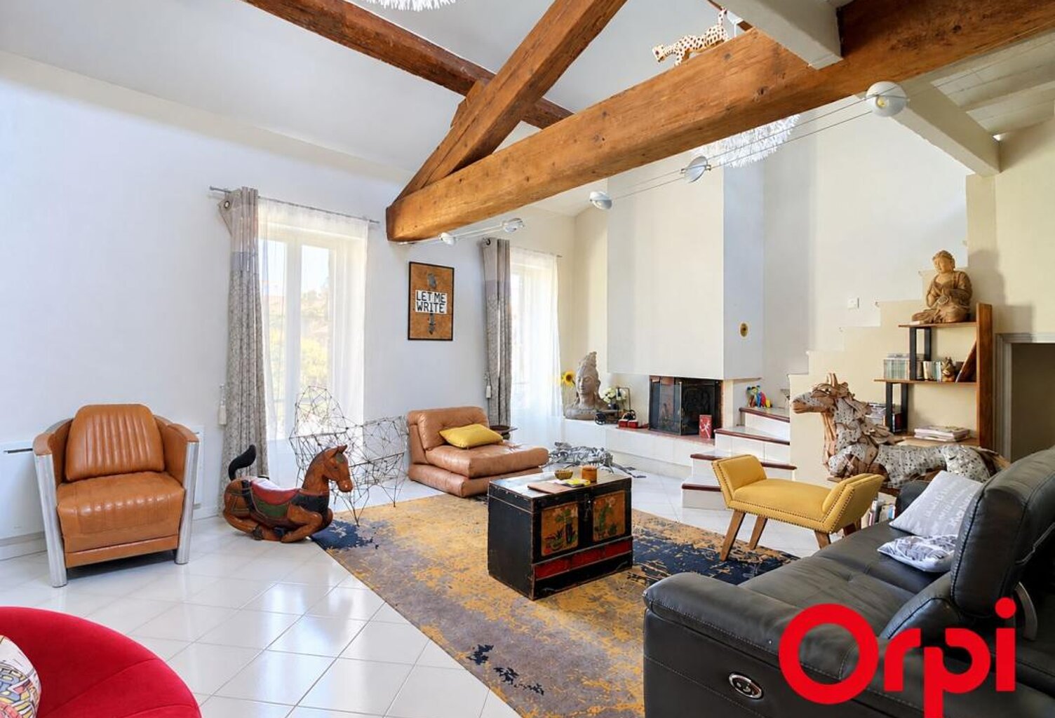 Appartement de 111m² avec poutres apparentes, dernier étage - Avignon Intra Muros — photo 1
