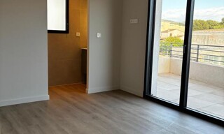 Maison 5 Pièces 120 m² à vendre à Saint-Cyr-sur-Mer (83270)