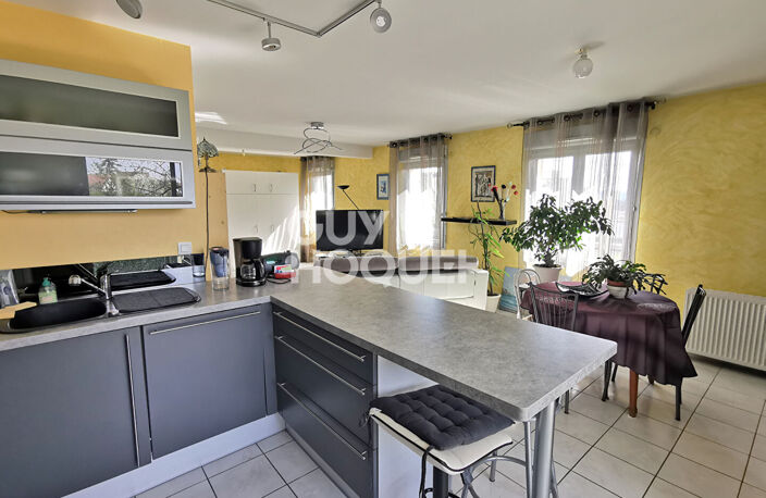 Appartement avec balcon au centre de Tignieu — photo 4