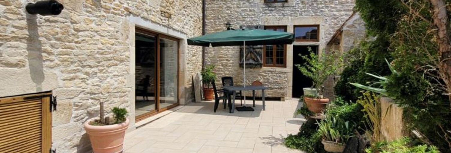 Maison 10 Pièces 290 m² à vendre à Sombernon (21540)