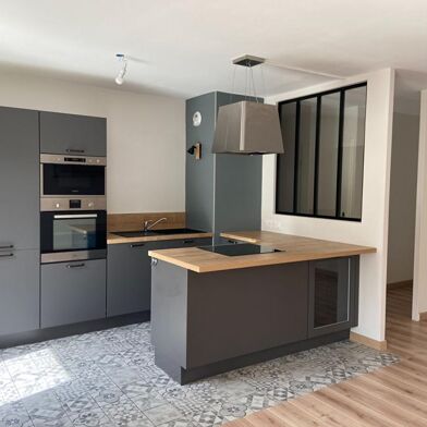 Appartement 3 pièces 1220 €