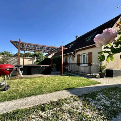 Maison 5 pièces 303500 €