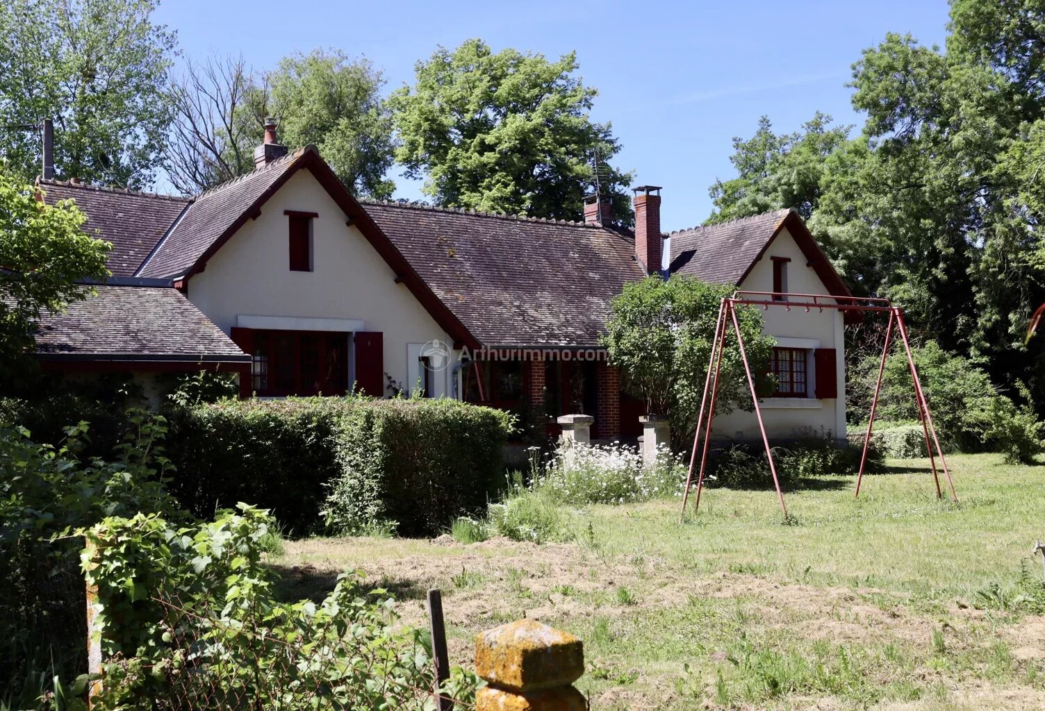 Magnifique maison des années 1920 en bord de Loir et à 5 minutes de La CHARTRE SUR LE LOIR — photo 1