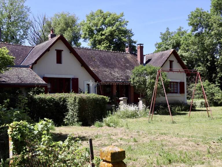 Magnifique maison des années 1920 en bord de Loir et à 5 minutes de La CHARTRE SUR LE LOIR — photo 1