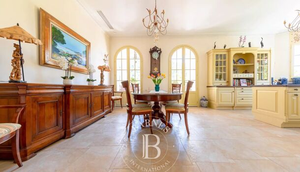 Villa / Maison 7 pièces  à vendre Marseille 9eme 13009