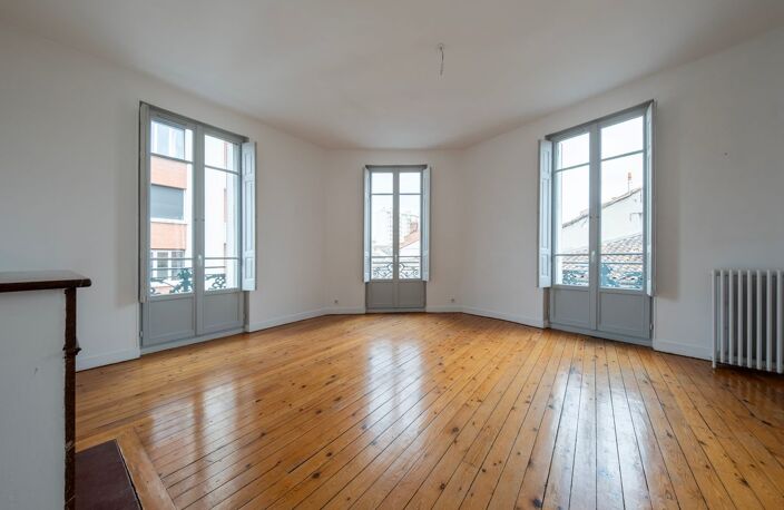 Appartement T4 avec parking cave et grenier — photo 2