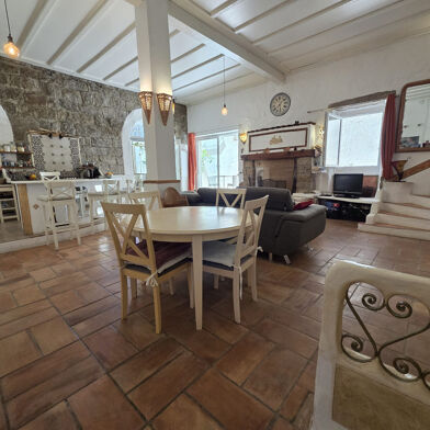 Appartement 4 pièces 346500 €