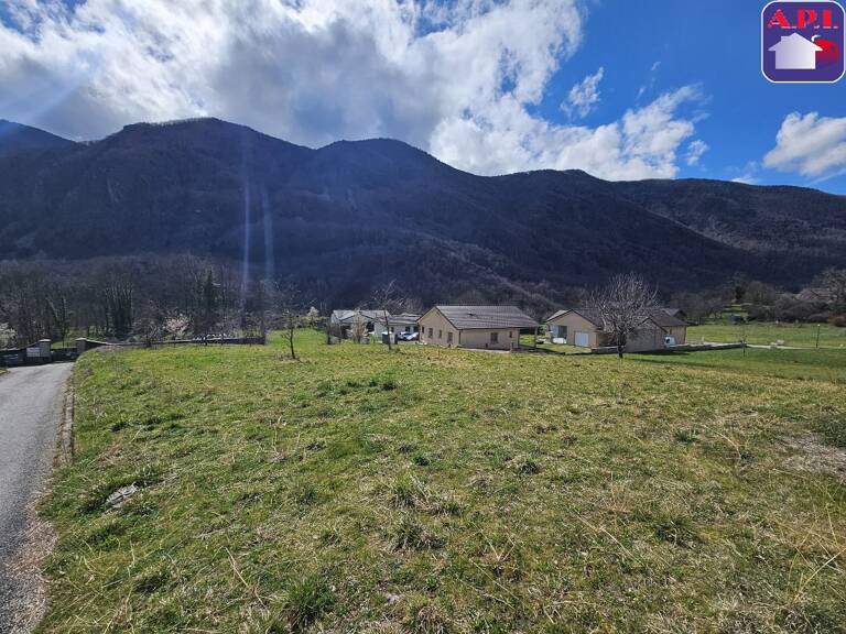 Terrain à construire  2323 m²  — photo 1