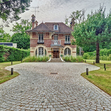 Maison 6 pièces 975000 €