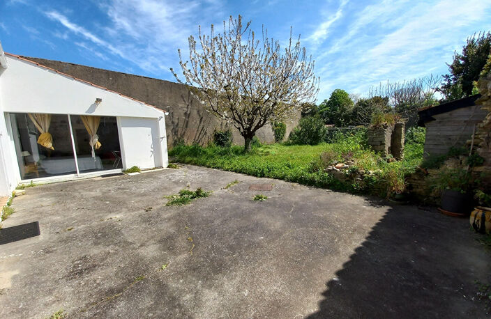 MAISON DE CHARME AU COEUR DU VILLAGE AVEC STUDIO INDÉPENDANT ET GARAGE — photo 4