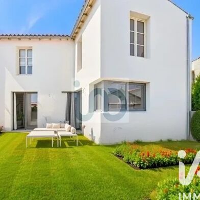 Maison 4 pièces 912000 €