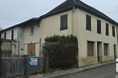 Maison 8 pièces 149000 €