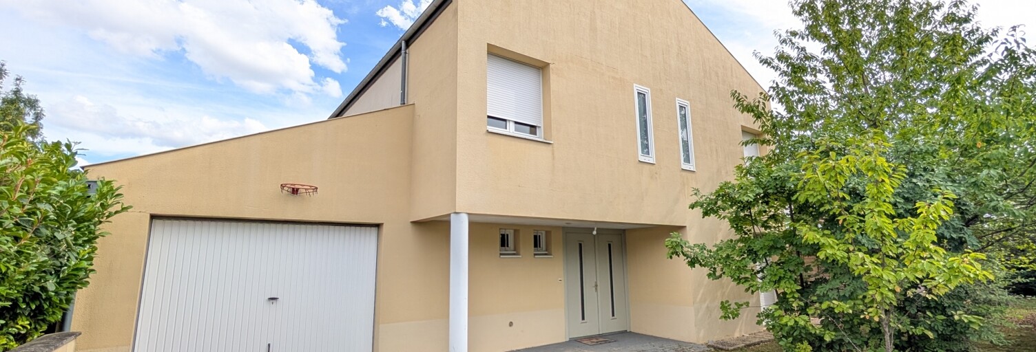 Maison 7 Pièces 141 m² à vendre à Lussac-les-Châteaux (86320)